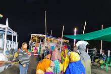 রাত ১০ টার পর প্রাণের ঝুঁকি নিয়ে সাগরে ফেরি চলাচল, নিরাপত্তায় বড় ফাঁক!