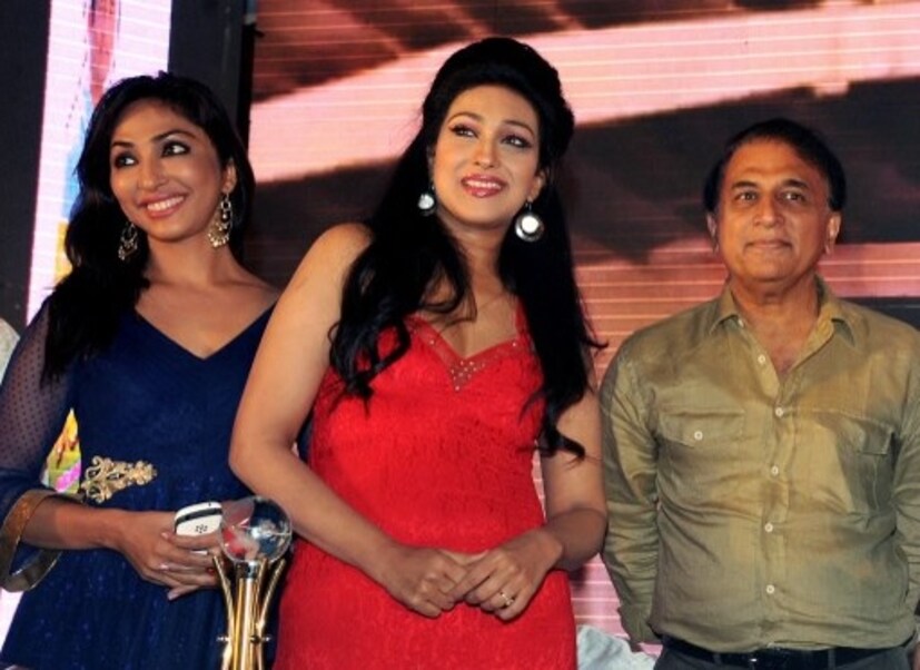 সুনীল নিজে বিশ্বনাথের ব্যাটিং খুব পছন্দ করতেন। যখনই তাঁকে জিজ্ঞাসা করা হত যে তিনি নিজের এবং বিশ্বনাথের মধ্যে কাকে বেশি ভাল খেলোয়াড় বলে মনে করেন, তিনি প্রথমে বিশ্বনাথের নাম করতেন। সুনীল বলেছিলেন তিনি বিশ্বনাথের মতো ব্যাটসম্যান কখনও দেখেননি।