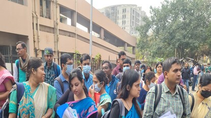 নিয়োগ নিয়ে নজরে 'পরীক্ষকরা' নিয়োগ নিয়ে নজরে 'পরীক্ষকরা'