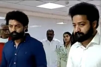ভাইকে দেখতে হাসপাতালে গেলেন জুনিয়র এনটিআর