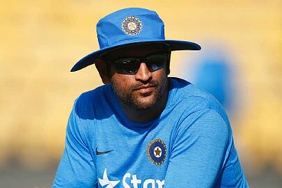 'শিক্ষকতা শুধুই পেশা নয়...'! শিক্ষকদের নিয়ে ধোনির মন্তব্যে মুগ্ধ গোটা বিশ্ব