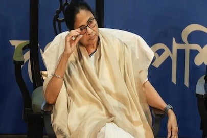 রায়দান স্থগিত রাখল আদালত