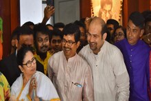 সরস্বতী বন্দনায় মুখ্যমন্ত্রী, রেড রোড থেকে বাড়ি ফেরার পথে আশুতোষ কলেজে মমতা