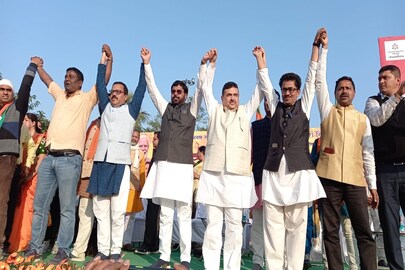 শুভেন্দুর দাবিতে শোরগোল