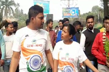 অভিনব
