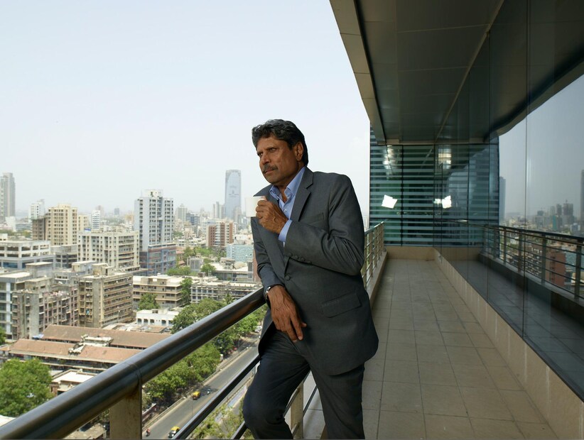 এবার কপিল দেব ভয়ঙ্কর মন্তব্য করলেন পন্থকে নিয়ে। তিনি পন্থকে একটি থাপ্পড় মারতে চান বলে জানিয়েছেন।