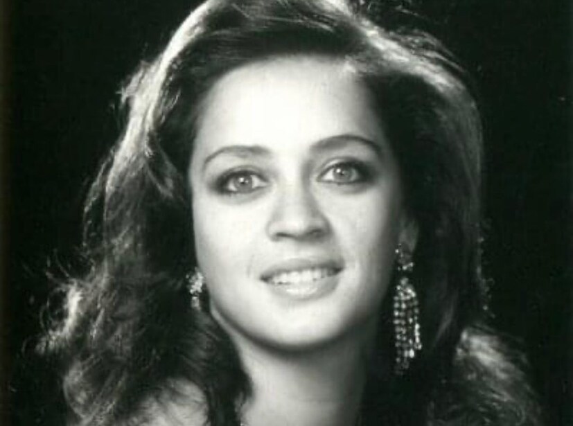 নাফিসা আলির ক্লোজ-আপ ছবি। 