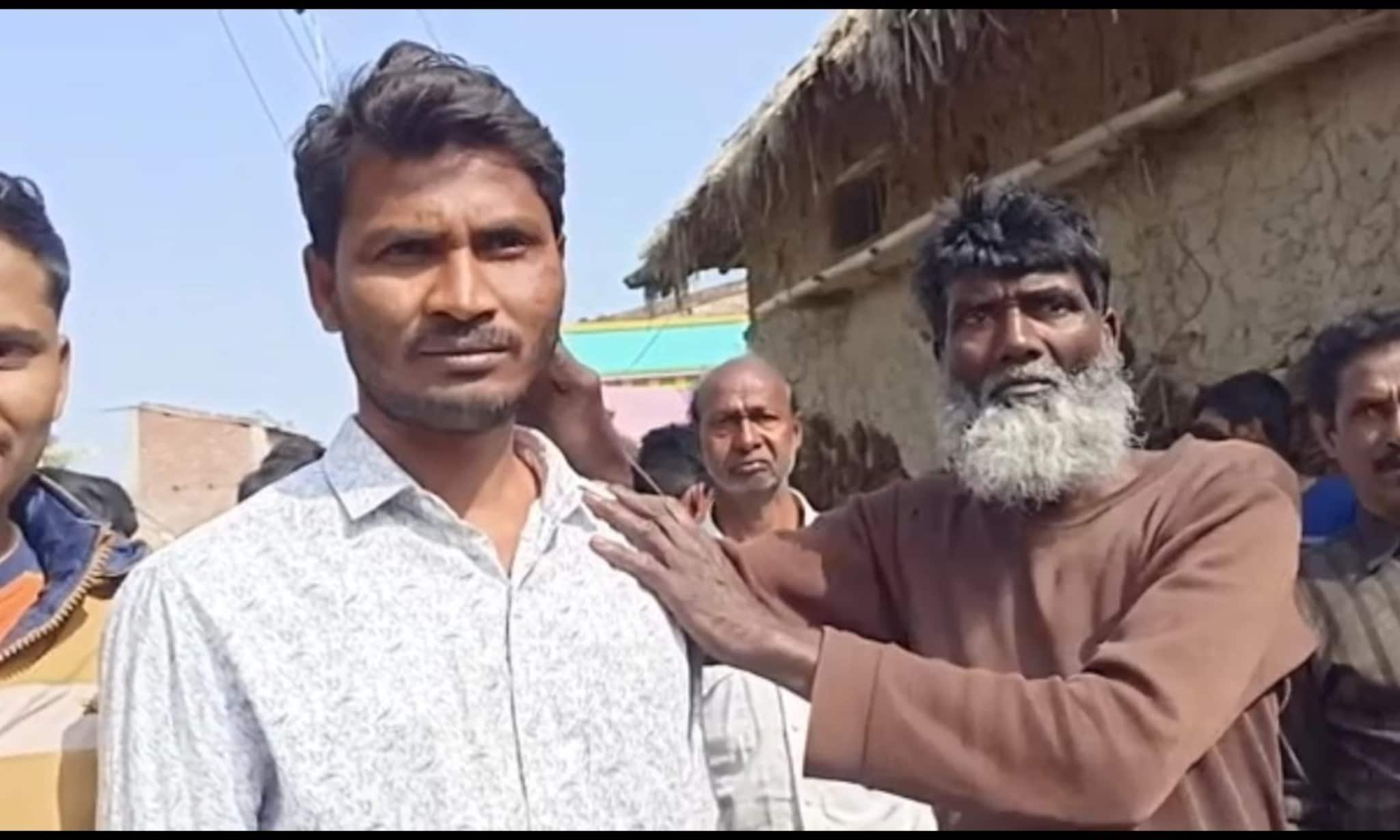 বাবা হকারি করে সংসার চালান, সেই পরিবারের ছেলে সাফল্য পেলে WBPS-এ