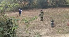 ৮০টি বোমা উদ্ধার বীরভূমে, কপালে চোখ প্রশাসনের! নিষ্ক্রিয় করা হল বিস্ফোরণ ঘটিয়ে