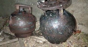 প্রথমে