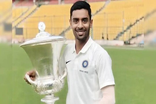 বাংলার ওপেনার অভিমন্যুকে আলাদা দায়িত্ত্ব নিতে হবে ফাইনালে