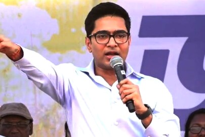 অভিষেক বন্দ্যোপাধ্যায়৷ 