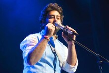 নস্টালজিয়া ছুঁয়ে দেখলেন অরিজিৎ, দর্শকদের বললেন 'এই পথ যদি না শেষ হয়'!