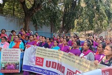 এ বার পথে আশা কর্মীরা, একাধিক দাবি নিয়ে আন্দোলনে পৌর স্বাস্থ্য কর্মীরা