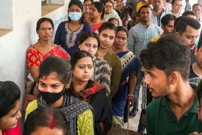 MBBS-এর পাঠক্রমে বাধ্যতামূলক ভাবে অন্তর্ভুক্ত করা হবে আয়ুর্বেদ! বিস্তারিত জানুন
