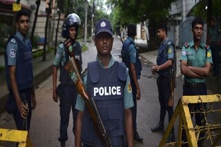 দোষীদের কঠোর শাস্তির আশ্বাস দিয়েছে বাংলাদেশের পুলিশ- প্রশাসন। Photo-File/Reuters
