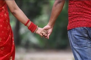 কাকাশ্বশুরের সঙ্গে পরকীয়ার অভিযোগ