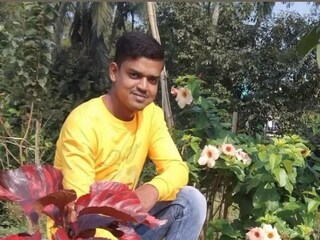 পলাশ ভুইঁয়া