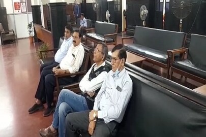 ডিএ ক্ষোভ কর্পোরেশনে