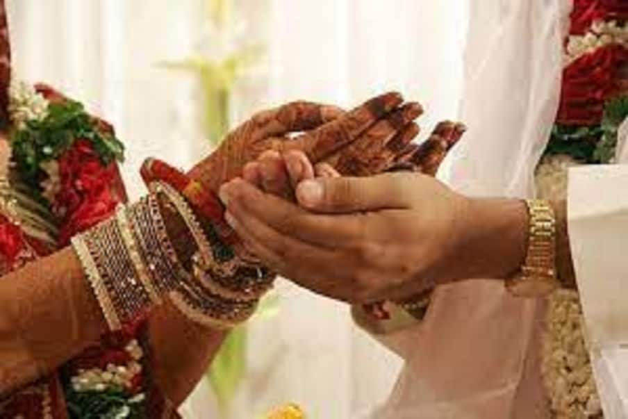  ,[object Object], ধানবাদের আশীর্বাদ আবাসনের সুবোধ শ্রীবাস্তবের মেয়ের বিয়ে ছিল ৷ একটি আগুনের স্ফুলিং কেড়ে নিল প্রাণ মা, দাদা, কাকিমা-সহ ১৫ জনের জীবন ৷ প্রতীকী ছবি ৷