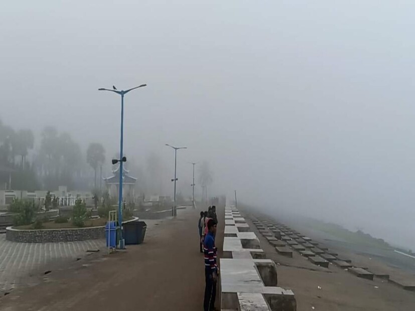 পূর্ব মেদিনীপুর জেলার কাঁথি শহরের সর্বোচ্চ তাপমাত্রা ৩০ ডিগ্রি সেলসিয়াস ও সর্বনিম্ন তাপমাত্রা ২১ ডিগ্রি সেলসিয়াস। আবহাওয়ার পরিবর্তনে কাঁথি শহরের সর্বনিম্ন তাপমাত্রা আরও বাড়বে, আগামী ২৪ ঘণ্টায় শহরের সর্বনিম্ন তাপমাত্রা ২২ ডিগ্রি সেলসিয়াসের আশেপাশে থাকবে।