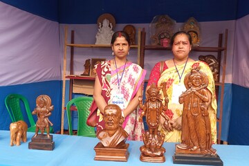 মেলাতে
