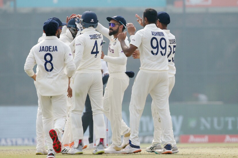  শেষ টেস্ট হারলেও ভারতের আশা থাকবে ফাইনালে ওঠার। সেক্ষেত্রে নিউজিল্যান্ডকে শ্রীলঙ্কাকে একটি ম্যাচ হারাতে হবে বা ড্র করতে হবে। তবে কোনও অঙ্কের বিচারে না গিয়ে অস্ট্রেলিয়ার বিরুদ্ধে শেষ টেস্ট জয় ভারতের সোজা পথ ফাইনালে পৌছে যাওয়ার।