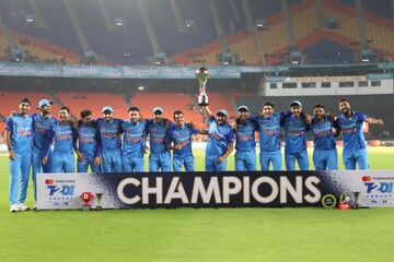 মোদির মাঠে নজির ভারতের, কিউই বধ করে ঝুলিতে একাধিক রেকর্ড