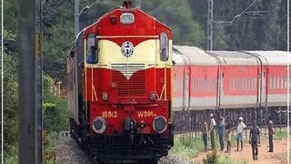 ভারত গৌরব ট্রেনে চড়ে ঘুরে আসুন নানা তীর্থস্থান