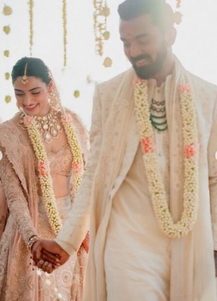 #কলকাতা: খুবই ঘটা করে রীতি মেনে বিয়ে সেরেছেন কেএল রাহুল এবং আথিয়া শেঠি৷