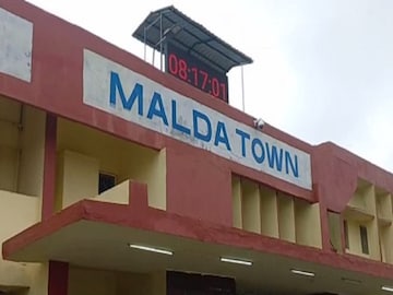 অভূতপূর্ব সাফল্য, পারফরম্যান্সের নিরিখে পূর্ব রেলে ‘সেরা’ মালদহ ডিভিশন অভূতপূর্ব সাফল্য, পারফরম্যান্সের নিরিখে পূর্ব রেলে ‘সেরা’ মালদহ ডিভিশন