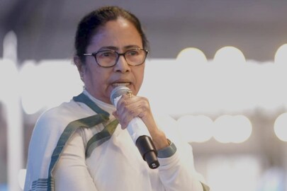 মমতার ফাইল ছবি