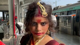 নয়ডা মেট্রোয় মঞ্জুলিকা-আতঙ্ক! জানুন ভাইরাল ভিডিও-র আড়ালে লুকিয়ে থাকা রহস্যটা নয়ডা মেট্রোয় মঞ্জুলিকা-আতঙ্ক! জানুন ভাইরাল ভিডিও-র আড়ালে লুকিয়ে থাকা রহস্যটা