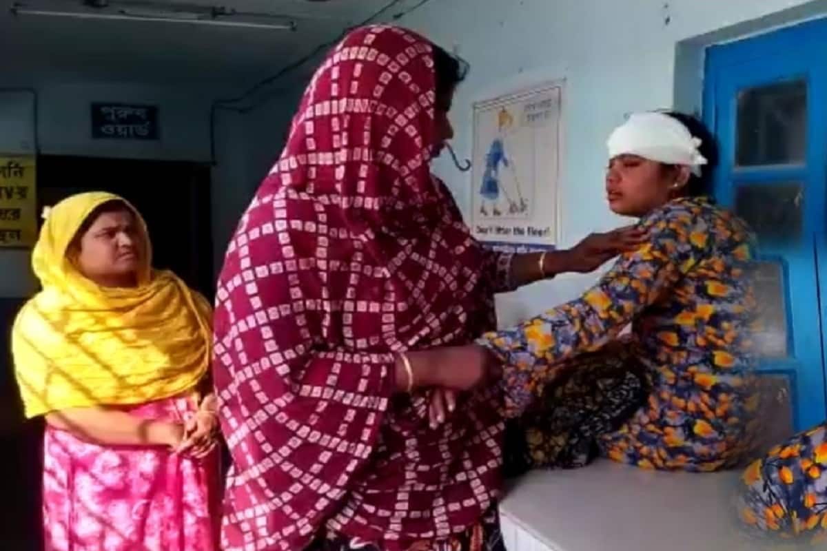 হাসপাতালে চিকিৎসাধীন নিগৃহীতা