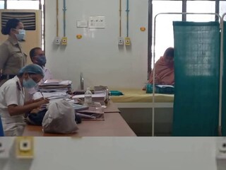 মাধ্যমিক পরীক্ষার্থী শিরিন সুলতানা বৈষ্ণবনগরের কুম্ভিরা গ্রামের বাসিন্দা