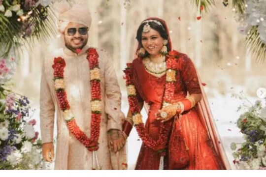 ছাত্রছাত্রীদের খুশি থাকতে হবে সামাজিক মাধ্যমে বিয়ের ছবি দেখেই