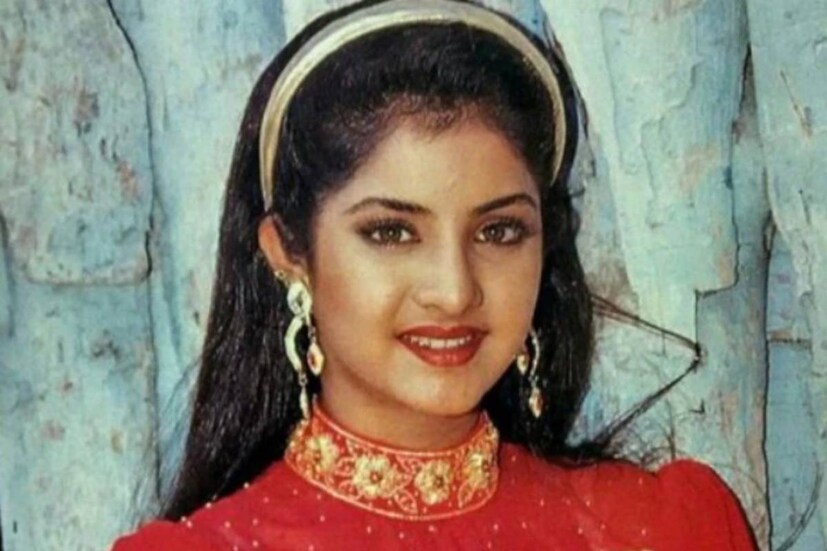 জানা যায়, আবাসনের পাঁচ তলা থেকে পড়েই তাঁর মৃত্যু হয়। অনেকেই মনে করেন, দিব্যার মৃত্যু নিছক দুর্ঘটনা নয়, খুন করা হয়েছিল তাঁকে।