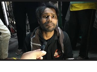এক অভিযুক্তকে পুলিশের হাতে তুলে দেওয়া হয়েছে