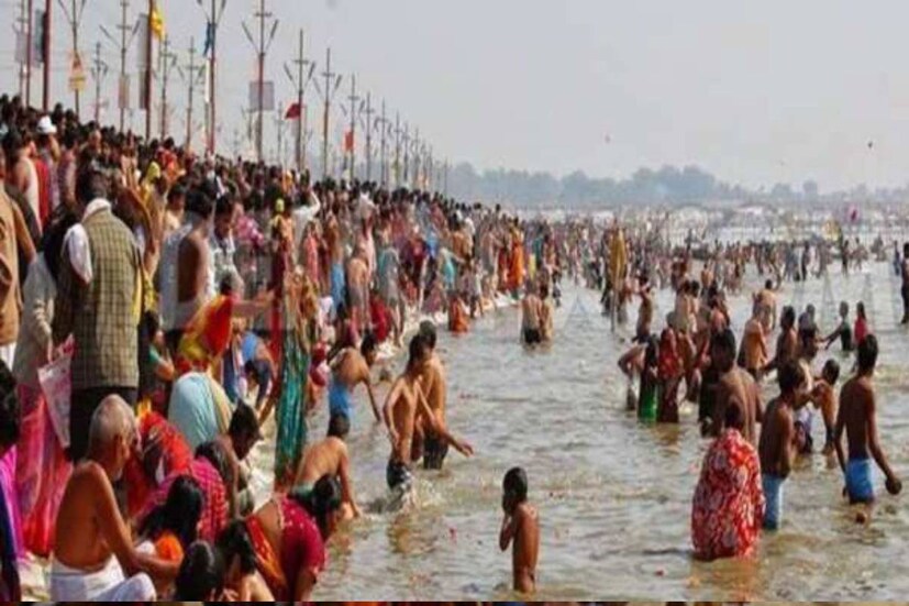 মাঘী পূর্ণিমা তিথিতে কাকভোরে পুণ্যনদীতে স্নান করা হয় পুণ্যসঞ্চয়ের জন্য৷ তার পর সূর্যমন্ত্র স্তব করে সূর্যদেবকে অর্ঘ্য নিবেদন করা হয়৷ স্নানের পর সারা দিন উপবাস পালন করা হয়৷