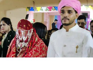 মঙ্গলবার ছিল তাঁদের বিয়ের রিসেপশন
