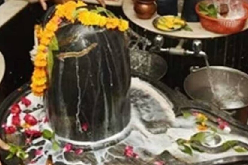 চতুর্থ প্রহরের পুজো শুরু হবে ৩.৪৬ মিনিটে। চলবে ৬.৫৬ মিনিট পর্যন্ত।