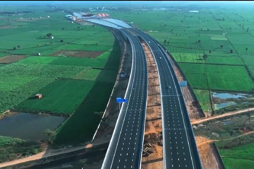চব্বিশেই রাজস্থানে বিধানসভা নির্বাচন। তার আগে পূর্ব রাজস্থানের গুজ্জ-মিনা সম্প্রদায় অধ্যুষিত এই অংশে ঝাঁ চকচকে জাতীয় সড়কের উদ্বোধন, মোদির নির্বাচনী 'চাল' বলেই মনে করছেন বিরোধীরা।