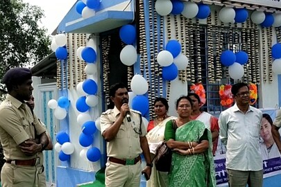 বাসন্তী হাইওয়েতে নতুন পুলিশ বুথ বাসন্তী হাইওয়েতে নতুন পুলিশ বুথ