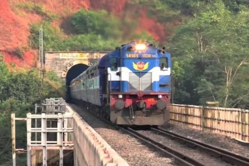 কন্যাকুমারী থেকে ডিব্রুগড় পৌঁছতে মোট আটটি রাজ্যের মধ্য দিয়ে যায় এই ট্রেন। বুঝতেই পারছেন কতটা লম্বা এই রুট!