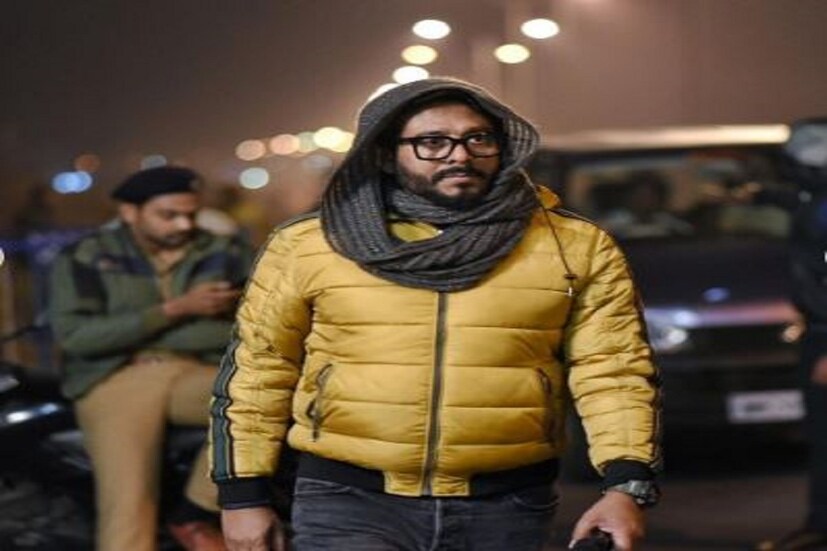 ভক্তরা তাঁদের প্রিয় পরিচালকের দীর্ঘায়ু প্রার্থনা করেছেন ৷ কেক কেটে বিশেষ দিন পালন করেছেন রাজ চক্রবর্তী ৷ ছবি সৌজন্যে ইনস্টাগ্রাম ৷