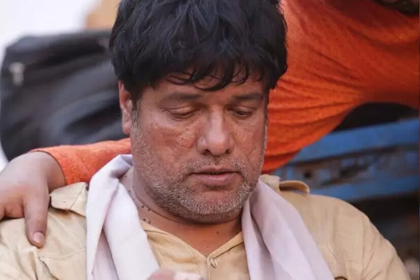 রাজেশ জানিয়েছিলেন, নিজের ট্যাক্সি কেনারও টাকা ছিল না তাঁর কাছে। ট্যাক্সি ভাড়া করেই দিন চলত তাঁর। কলকাতার বচ্চন সিং ধাবায় ট্যাক্সি চালাতে দেখা যেত তাঁকে।