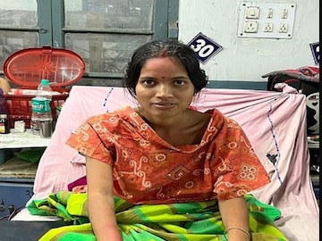 নতুন জীবন পেলেন পূর্ব মেদিনীপুরের তরুণী। 