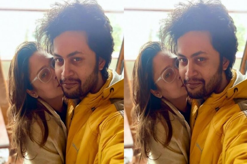 অনুরাগের ছোঁয়া শ্যুটিয়ের জন্য এই মুহূর্তে দার্জিলিঙে অভিনেত্রী রূপাঞ্জনা মিত্র ৷ এই ধারাবাহিকেই একটি গুরুত্বপূর্ণ চরিত্রে অভিনয় করথেন রূপাঞ্জনা মিত্র ৷ ছবি সৌজন্যে ইনস্টাগ্রাম ৷
