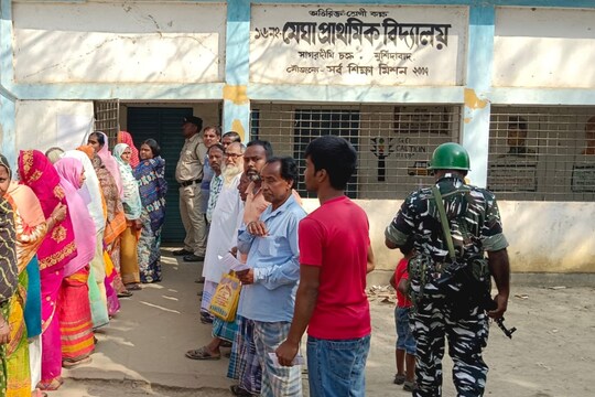 সাগরদিঘির ভোটের আপডেট জানুন