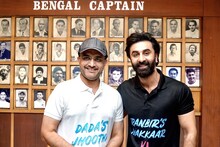 দাদার বায়োপিকে আমি? কলকাতায় এসে গুগলি রণবীরের, তার পরেই সৌরভের বলে ছক্কা নায়কের